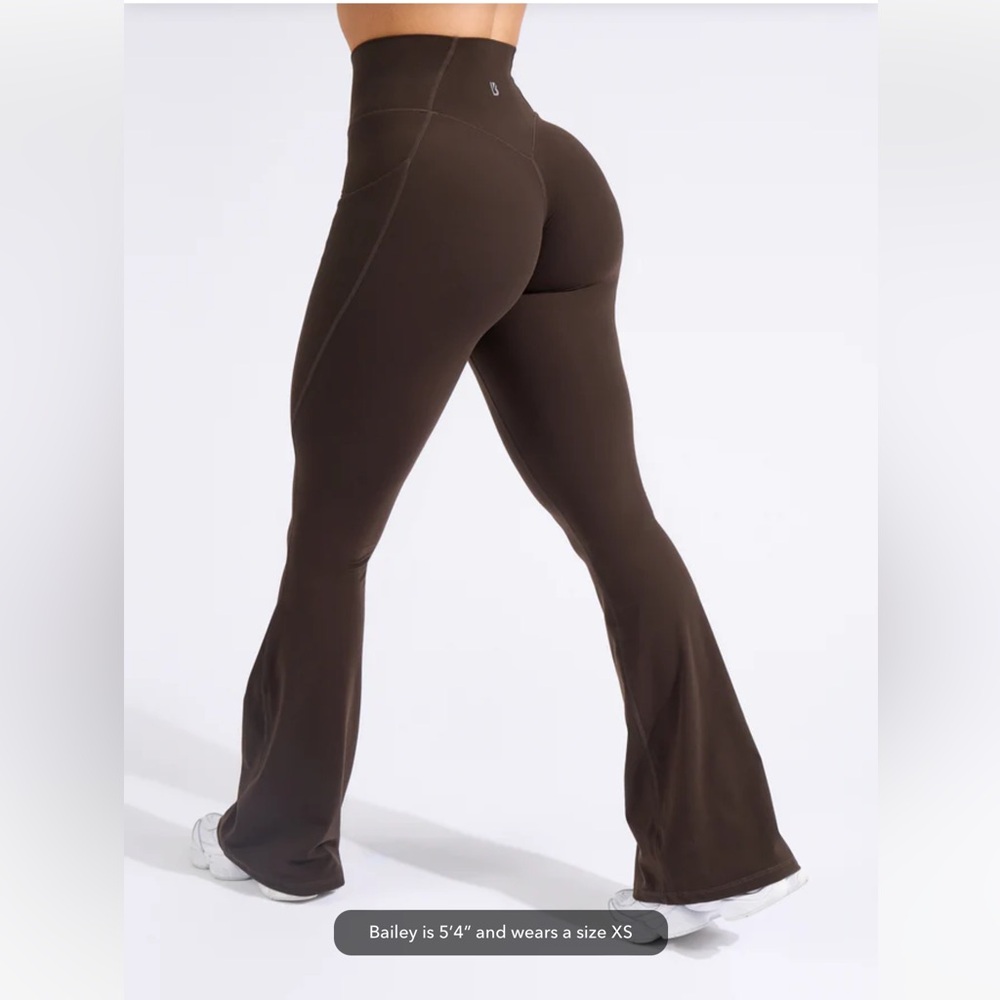 Buffbunny Contour Pocket Flare Legging